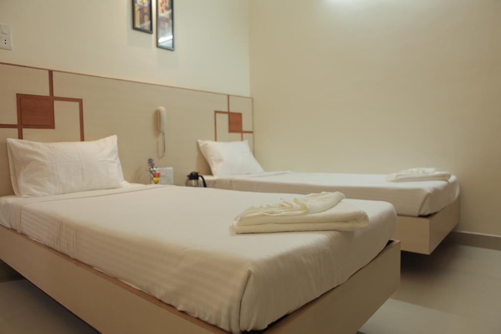 Our Nest Hotel Hyderabad Luaran gambar