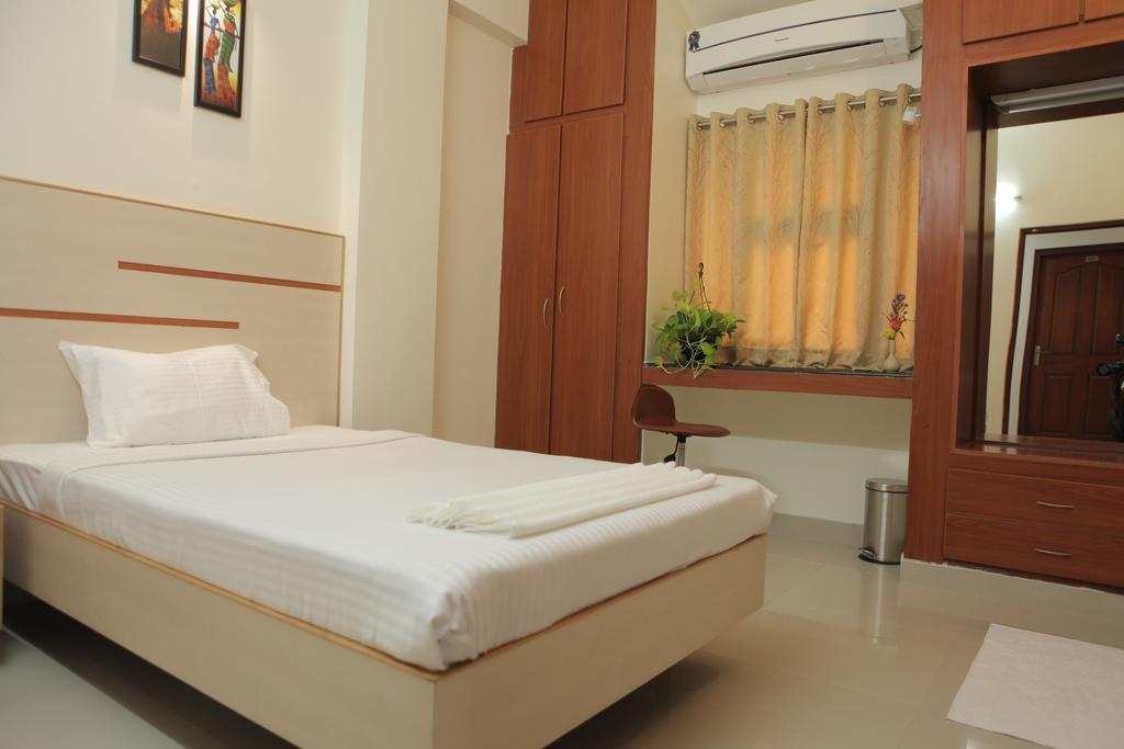 Our Nest Hotel Hyderabad Bilik gambar